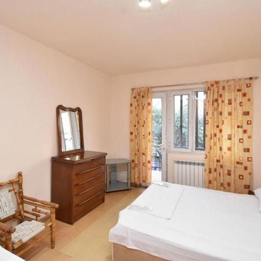 Rent Inn Yerevan On Sakharov Square Zewnętrze zdjęcie