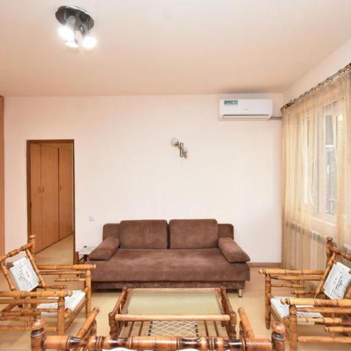 Rent Inn Yerevan On Sakharov Square Zewnętrze zdjęcie