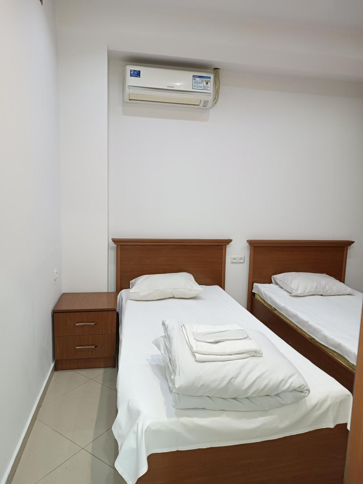 Rent Inn Yerevan On Sakharov Square Zewnętrze zdjęcie