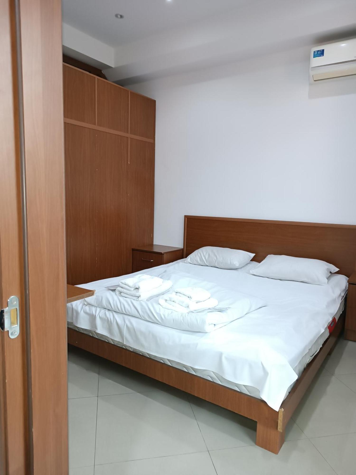 Rent Inn Yerevan On Sakharov Square Zewnętrze zdjęcie