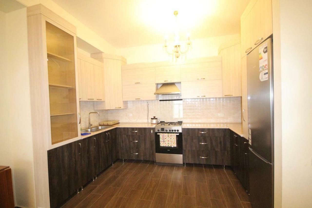 Rent Inn Yerevan On Sakharov Square Zewnętrze zdjęcie