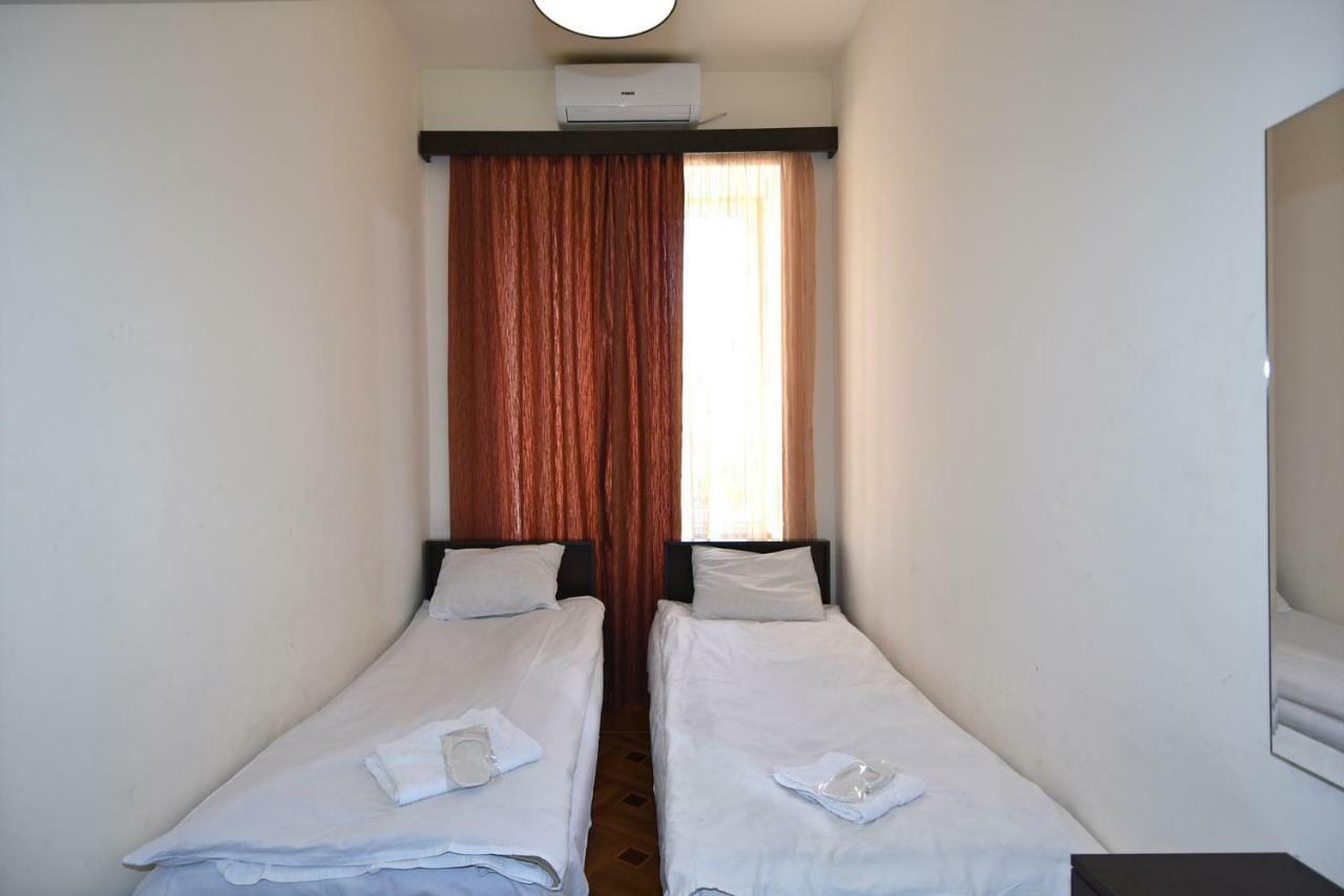 Rent Inn Yerevan On Sakharov Square Zewnętrze zdjęcie