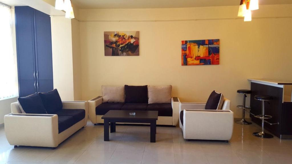 Rent Inn Yerevan On Sakharov Square Zewnętrze zdjęcie
